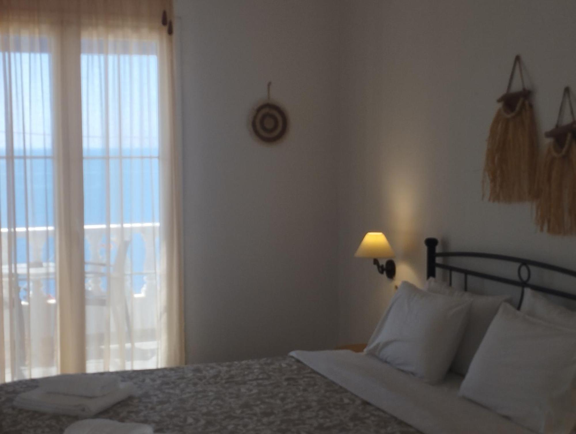 Aparthotel Marisini Sea View Batsi Exterior foto